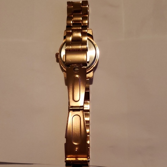 Watch - Picture 5 of 5